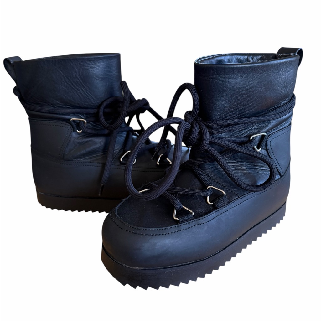 & Other Stories Black Ankle Leather Lace Up Moon Snow Style Boots Size 8